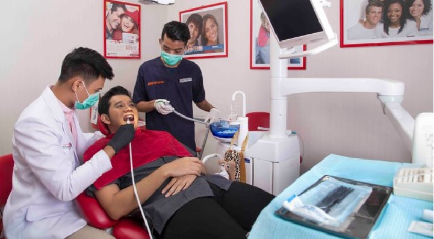 Dokter Dokter Gigi Terbaik Di Jakarta